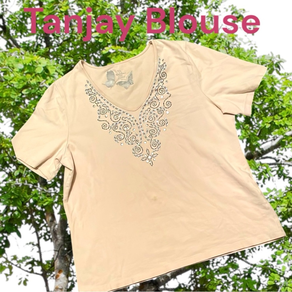 TANJAY SZ:Medium Elegant Cream Embellished Women's V neck short sleeve Top GUC